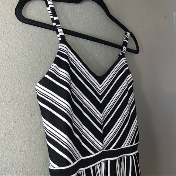 Universal Thread Striped Jumpsuit - Picture 4 of 10